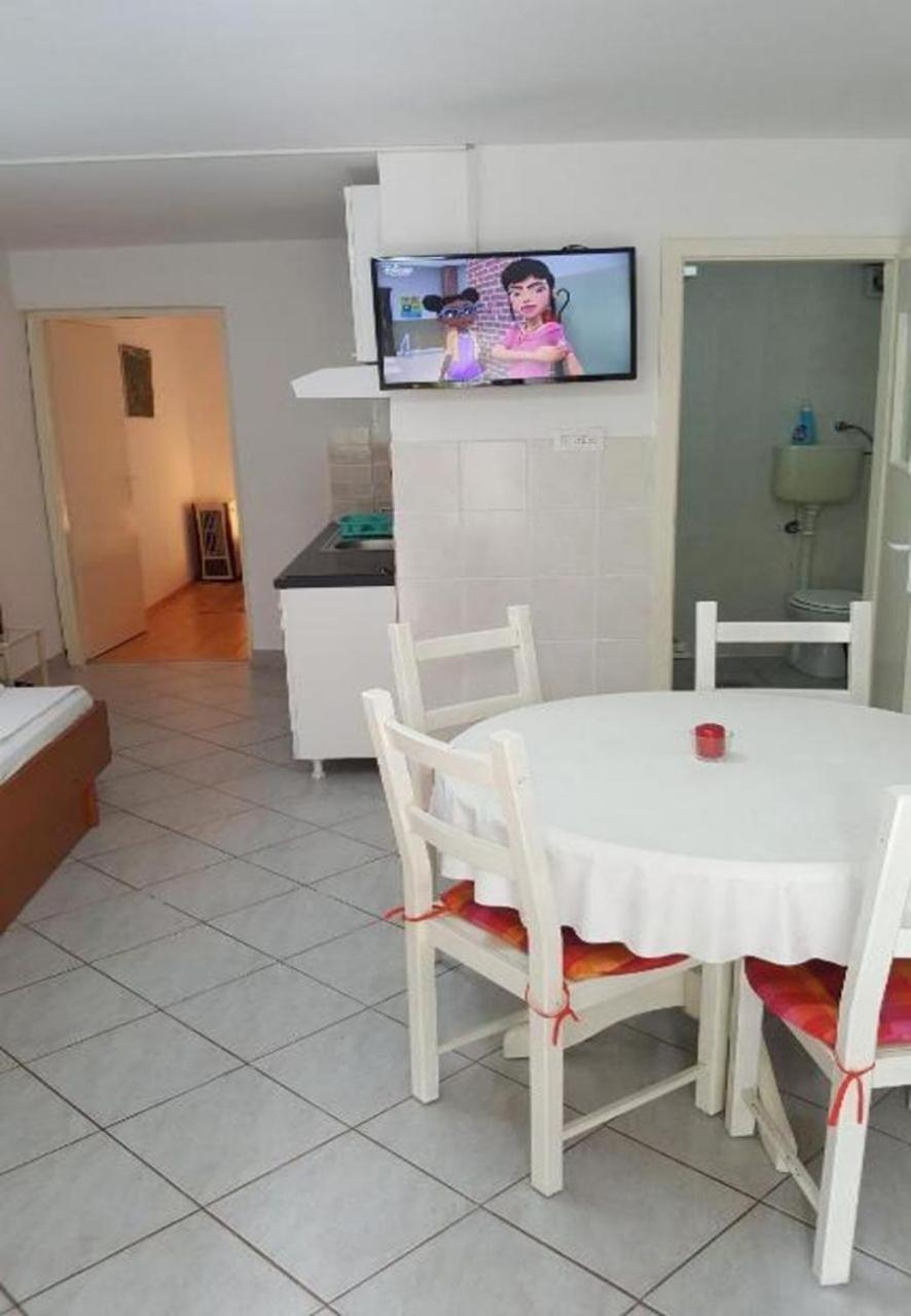 Apartments Dobri - 500M From Beach Nin Exterior foto